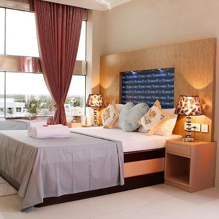 Hotel Skyark Komoryn Zewnętrze zdjęcie