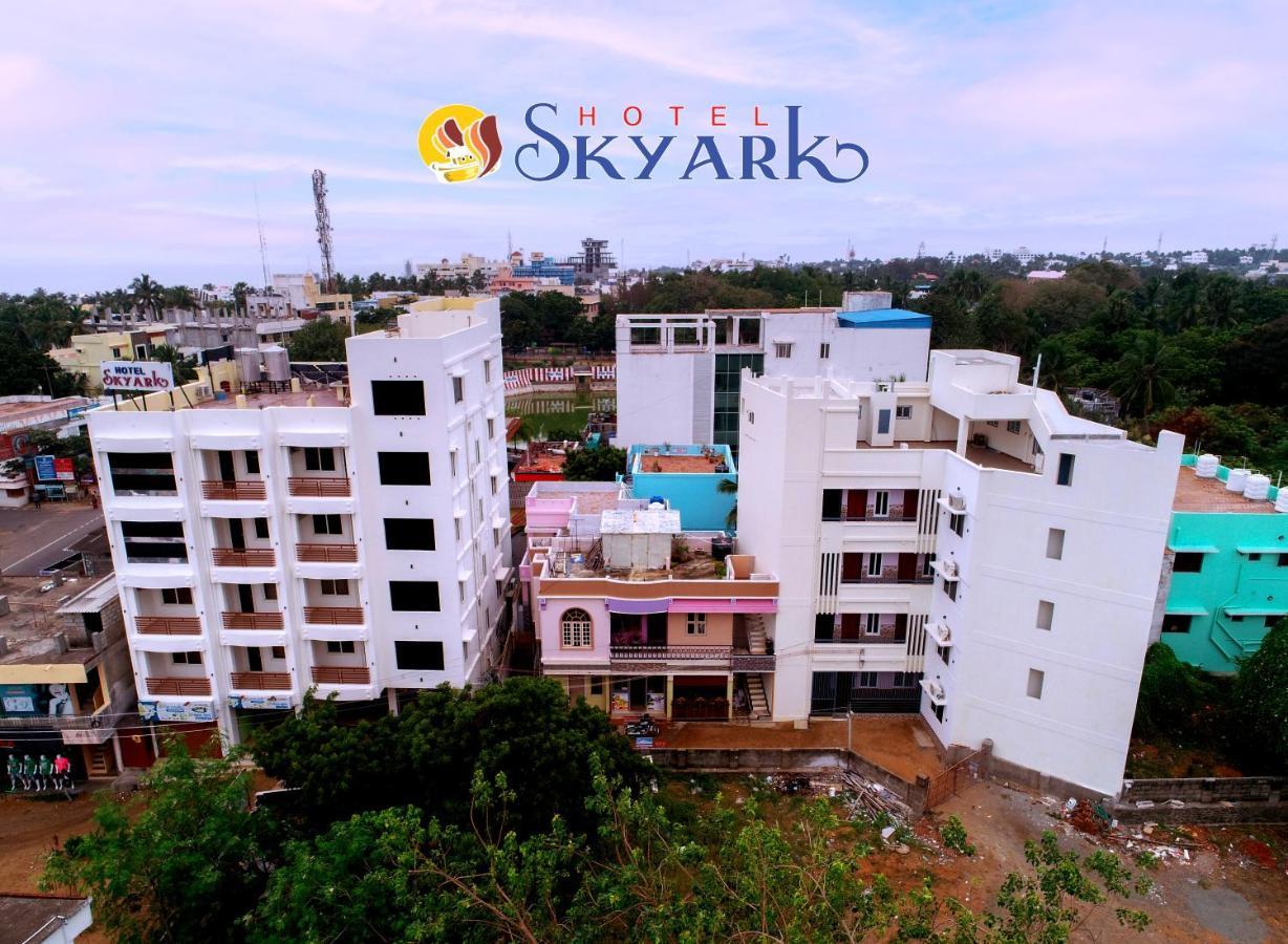Hotel Skyark Komoryn Zewnętrze zdjęcie