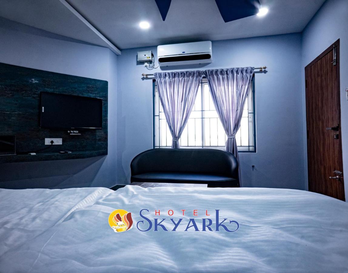 Hotel Skyark Komoryn Zewnętrze zdjęcie