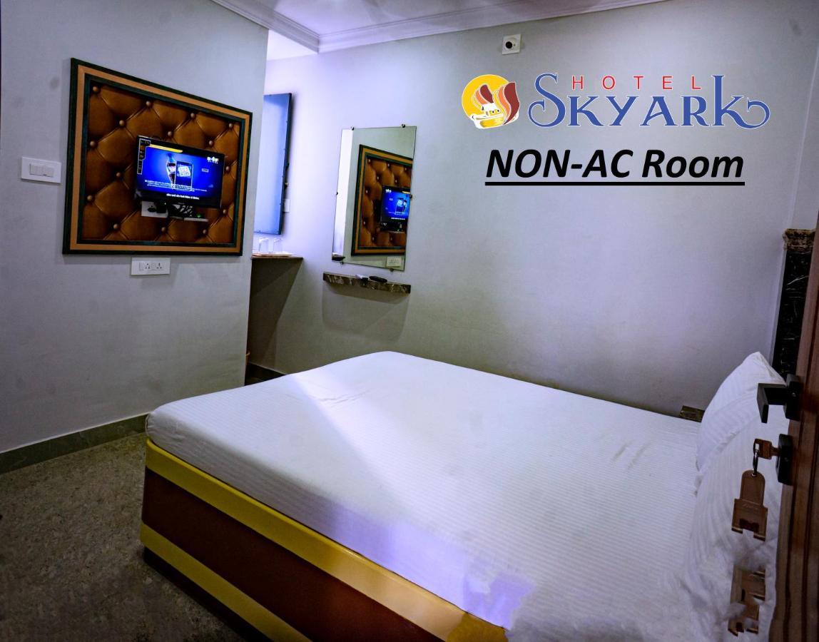 Hotel Skyark Komoryn Zewnętrze zdjęcie