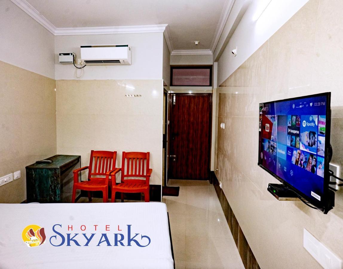 Hotel Skyark Komoryn Zewnętrze zdjęcie